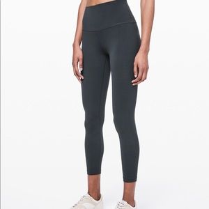 Lululemon Align HR Pant 25” in Melanite size 6